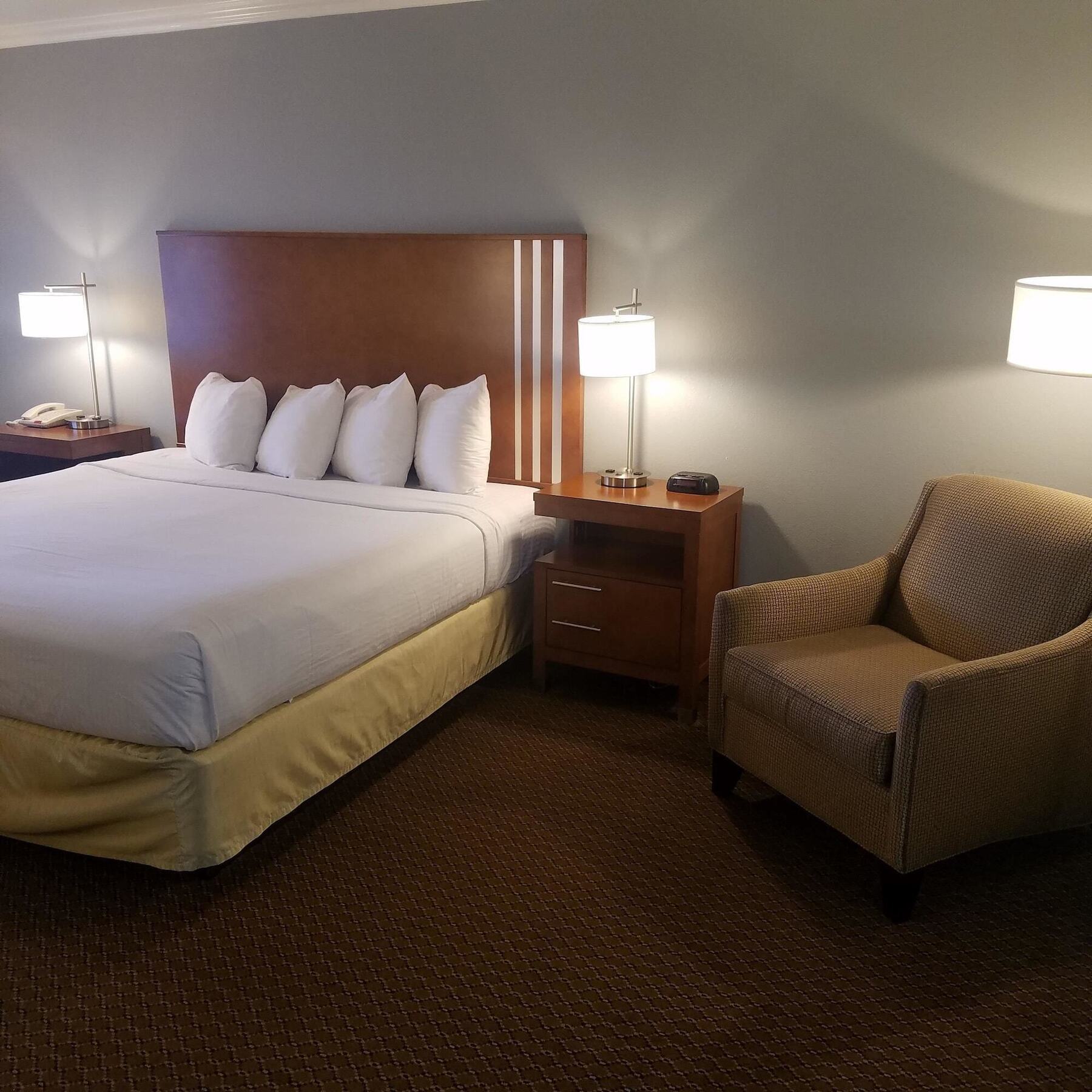 Surestay Hotel By Best Western Hollister Extérieur photo